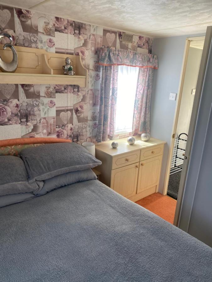 L&G Family Holidays 8 Berth Sealands Familys Only And The Lead Person Must Be Over 30 (Adults Only) Ingoldmells Exterior photo