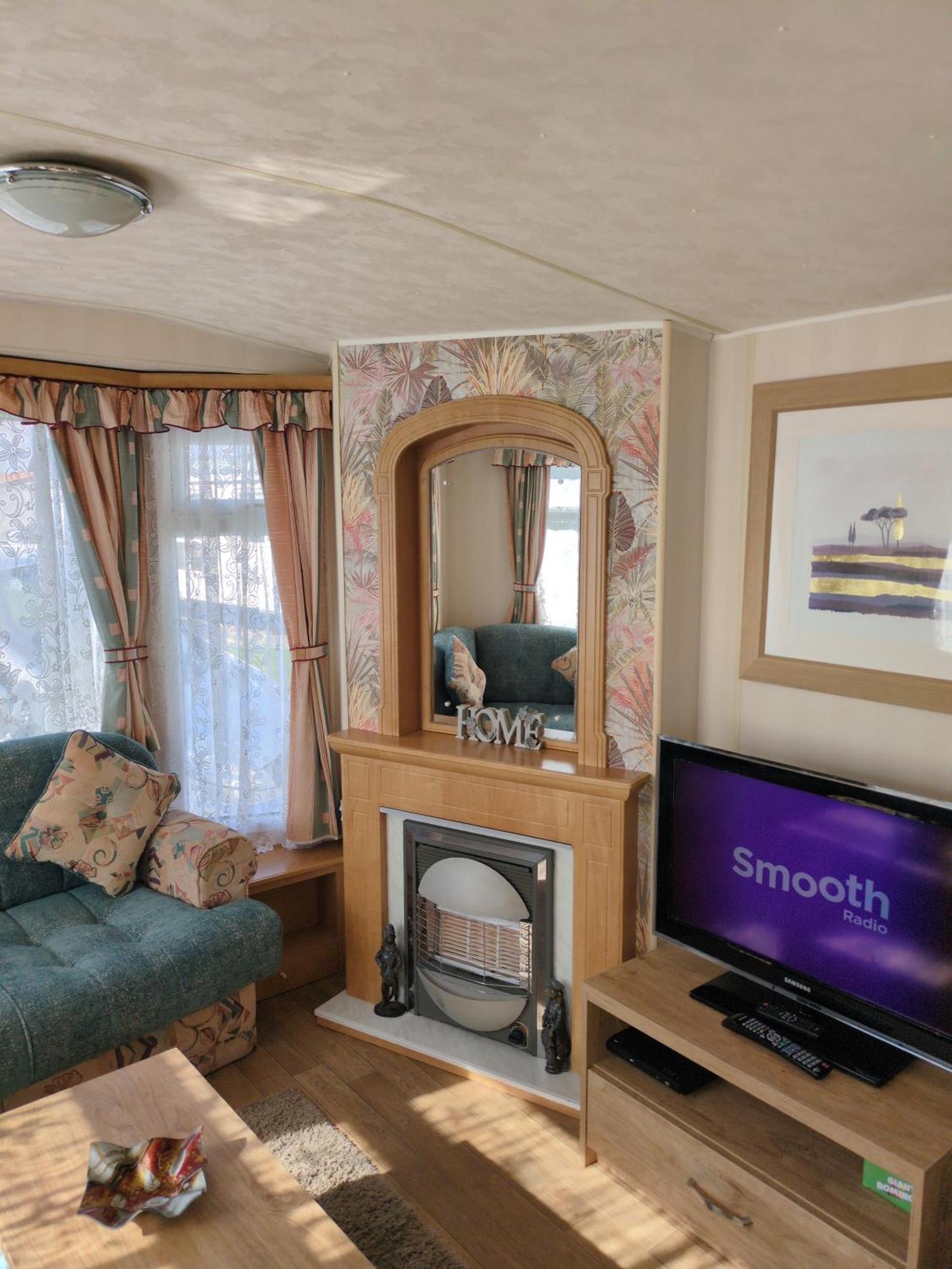 L&G Family Holidays 8 Berth Sealands Familys Only And The Lead Person Must Be Over 30 (Adults Only) Ingoldmells Exterior photo